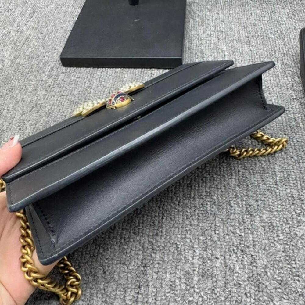 Authentic Gucci Queen Margaret Bee Chain Wallet Black Leather GG Crossbody - Picture 6 of 16